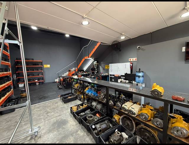 206M² WAREHOUSE TO LET IN SPARTAN